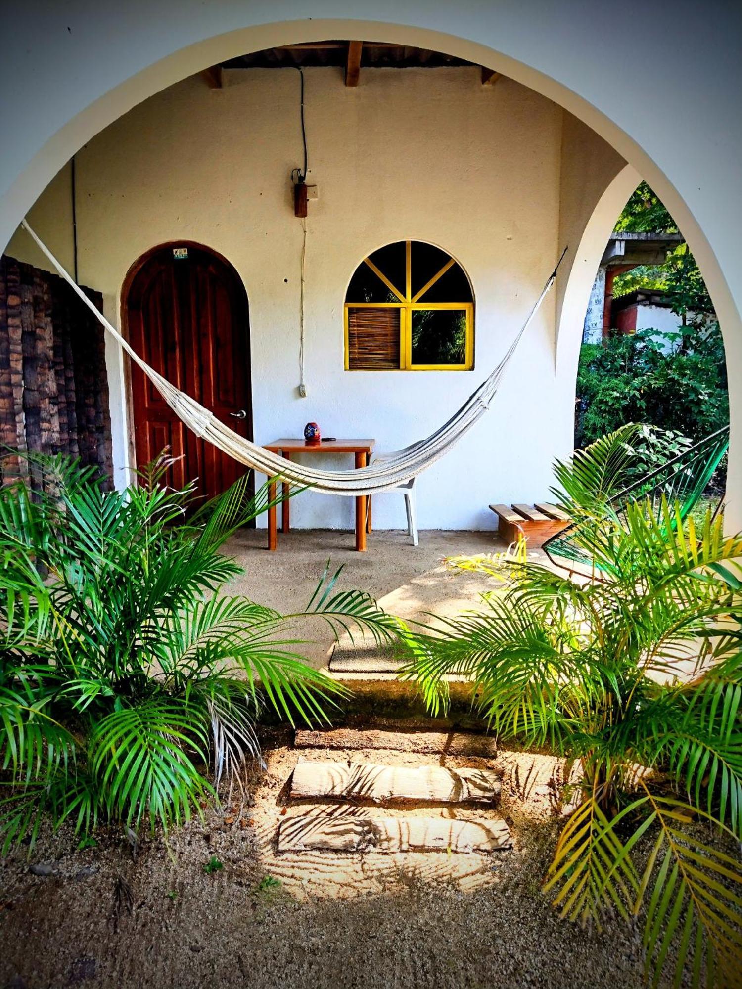 Casa Pajaros- Habitacion Quetzal Apartment Troncones Exterior photo